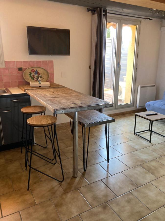 Grande Terrasse Clim Parking Prive Smart Tv, Local Velos Entraigues-sur-la-Sorgue Exterior photo